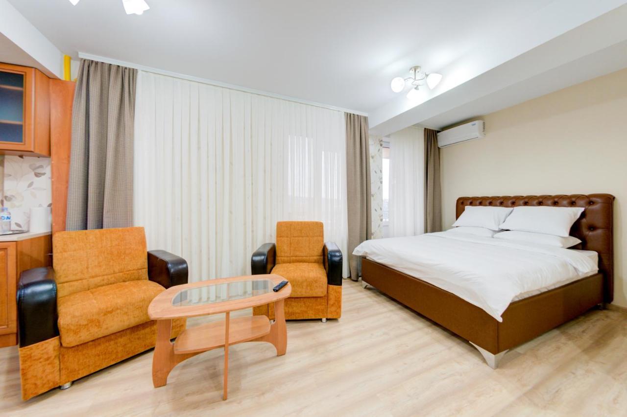 Catherine Hotel キシナウ エクステリア 写真